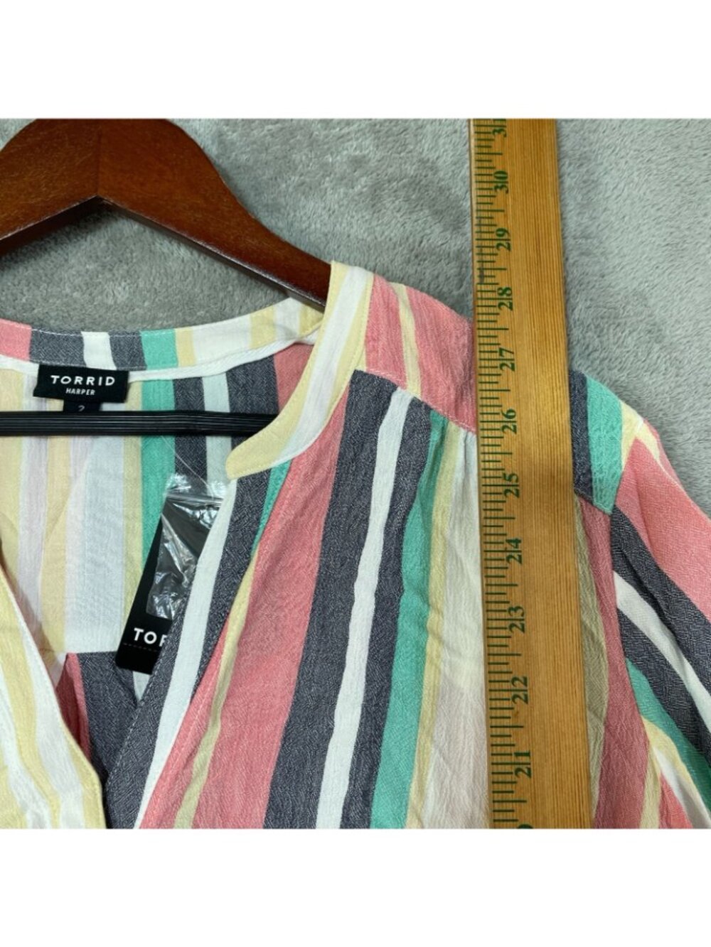 NWT Torrid Women's 2X Harper Multicolor Striped Roll-Tab Sleeve Blouse C0910 - Picture 3 of 8